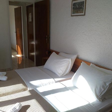 Lefka Hotel Kolimvárion Luaran gambar