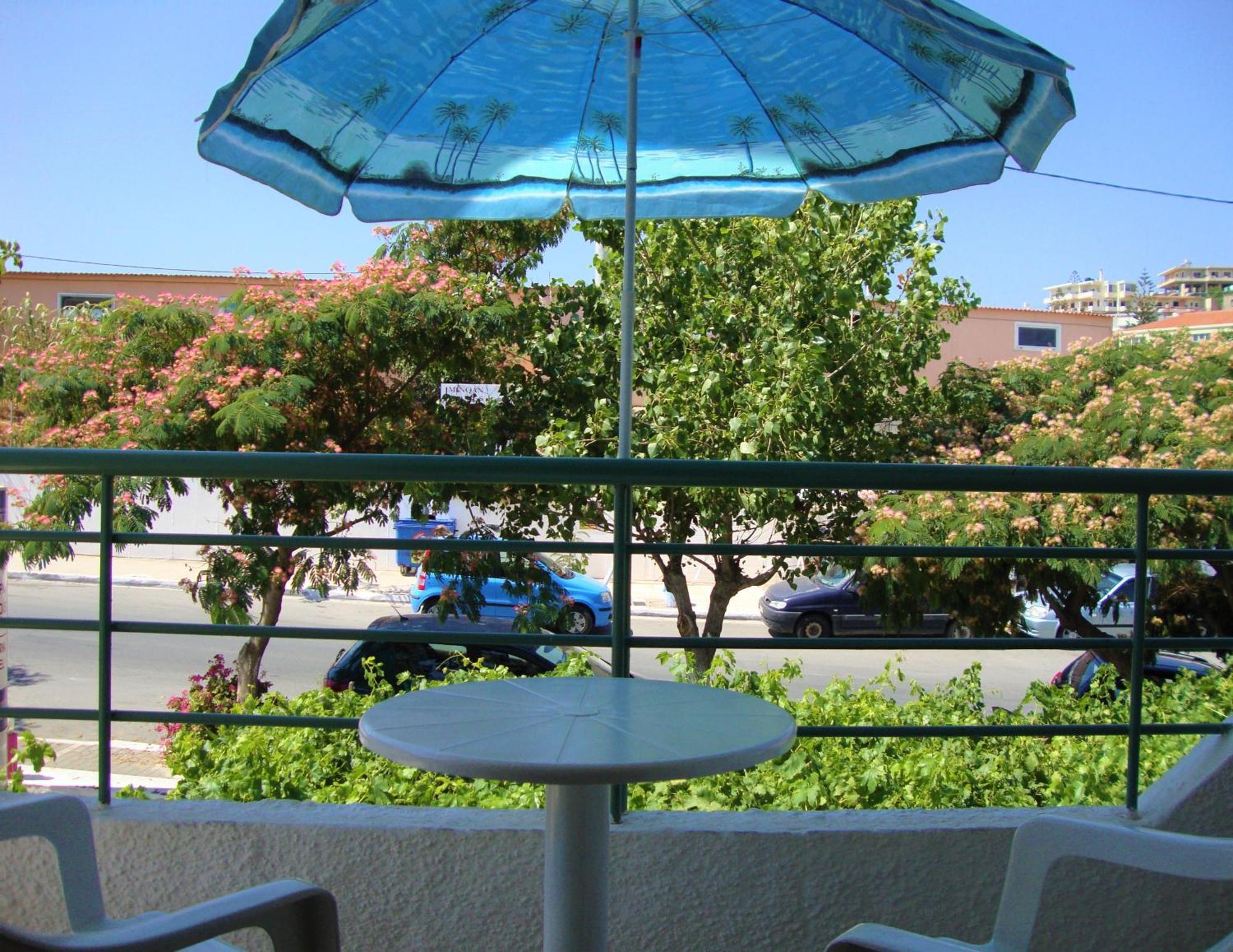 Lefka Hotel Kolimvárion Bilik gambar